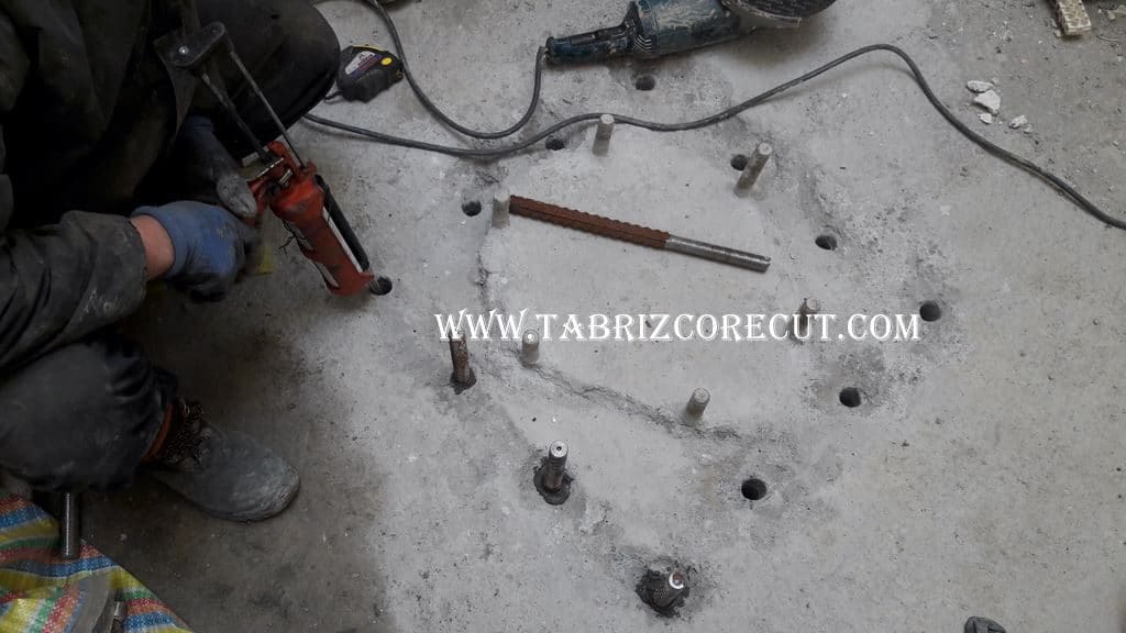 کاشت بولت در بتن با چسب کاشت اپوکسی